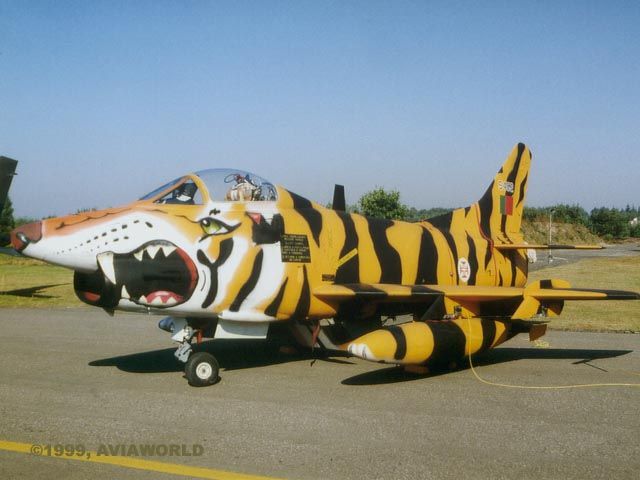 Fiat G.91 Gina - G-91R Tiger colours