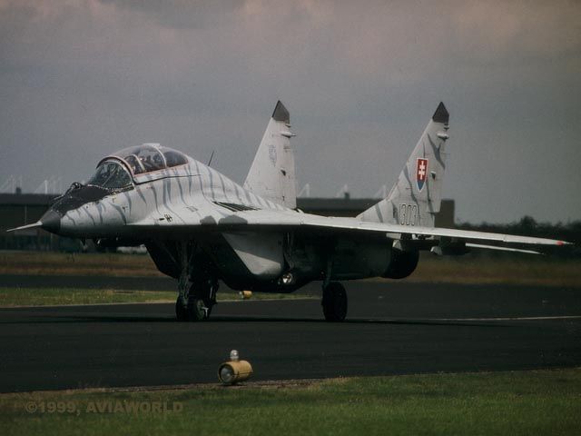 Mikoyan-Gurevich MiG-29 Fulcrum - MiG-29UB Tiger colors