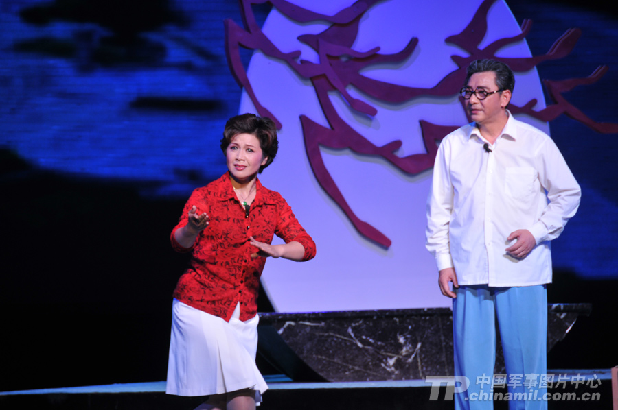 大型现代淮剧《半车老师》在京首演