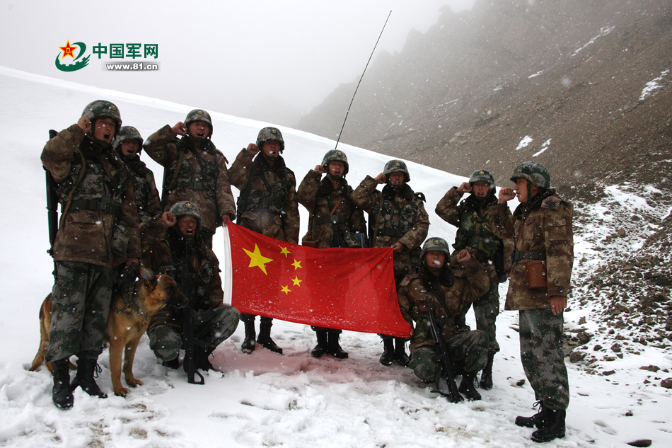 逐梦边关 走进边防军人戍守的风雪边关